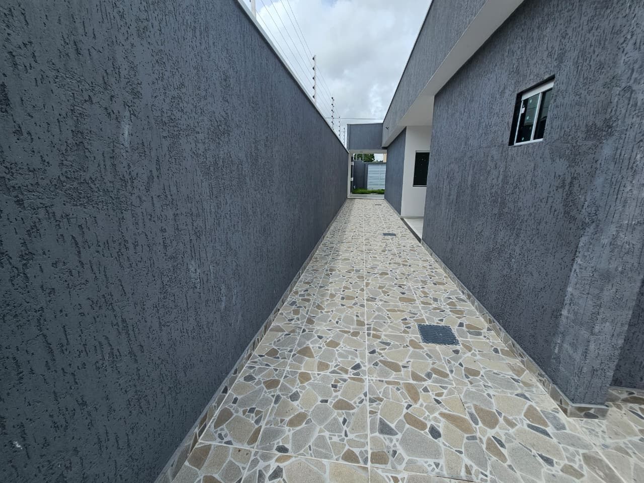 Casa no Loteamento Bela Vista, Corredor lateral
