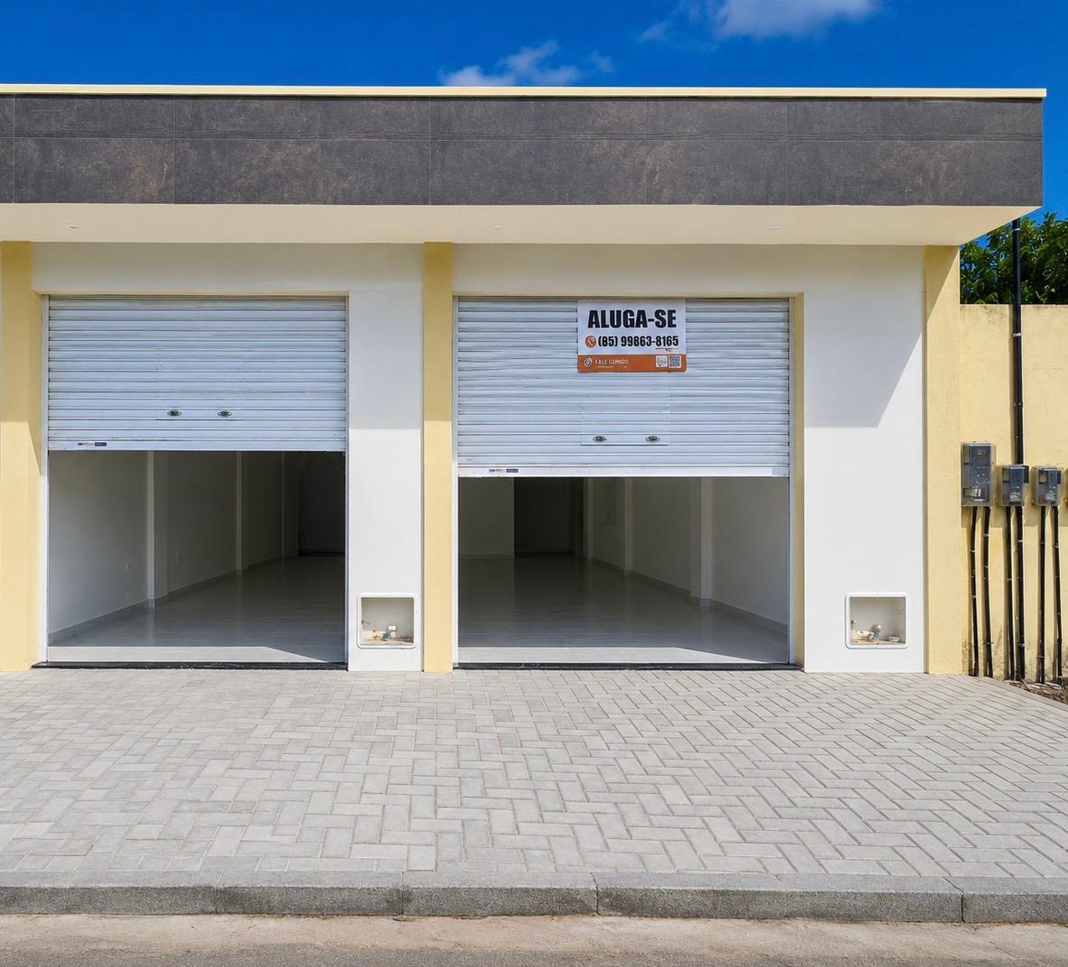 Ponto comercial próximo ao Mercado Público, Fachada com portas de enrolar