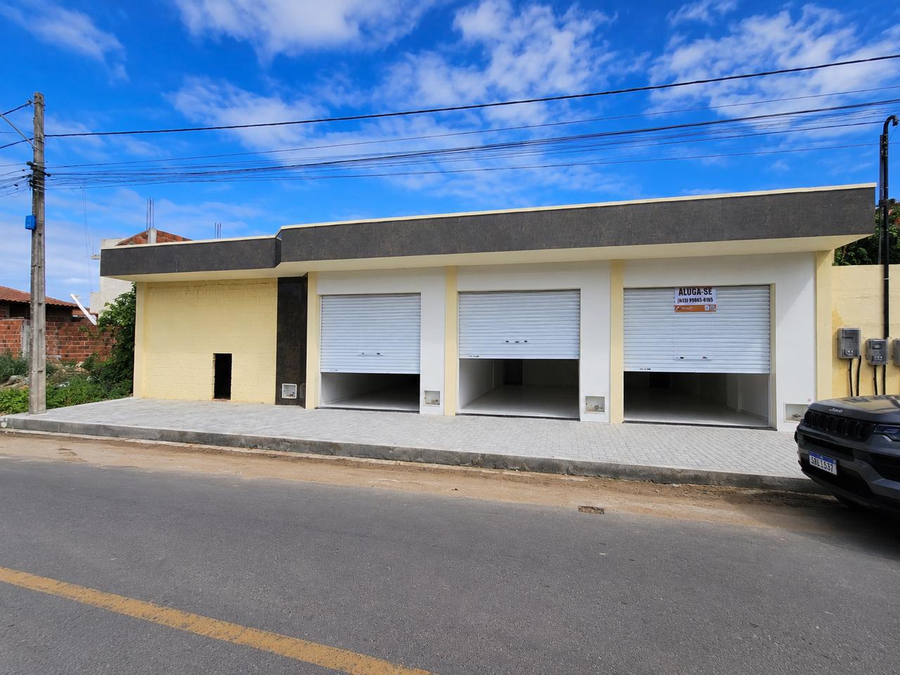 Ponto comercial próximo ao Mercado Público, Fachada vista da rua
